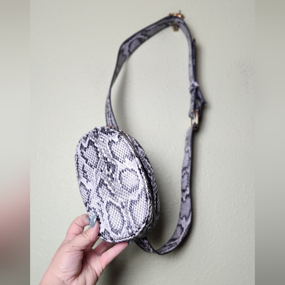 Snakeskin Print Fanny Pack Belt